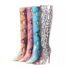 Slytherin - snakeskin print boots